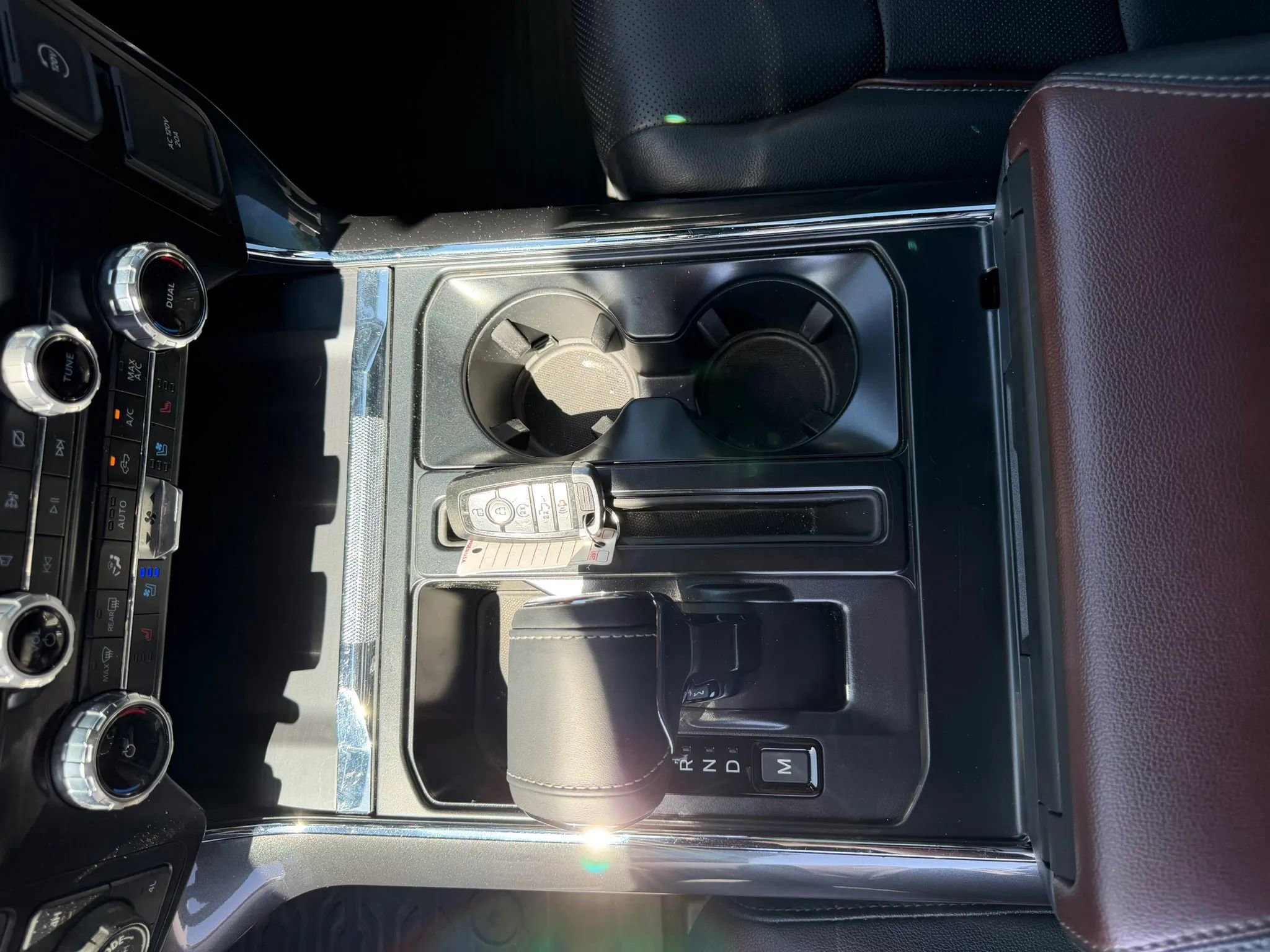 Used 2023 Ford F150 Lariat AWD/4WD image 21