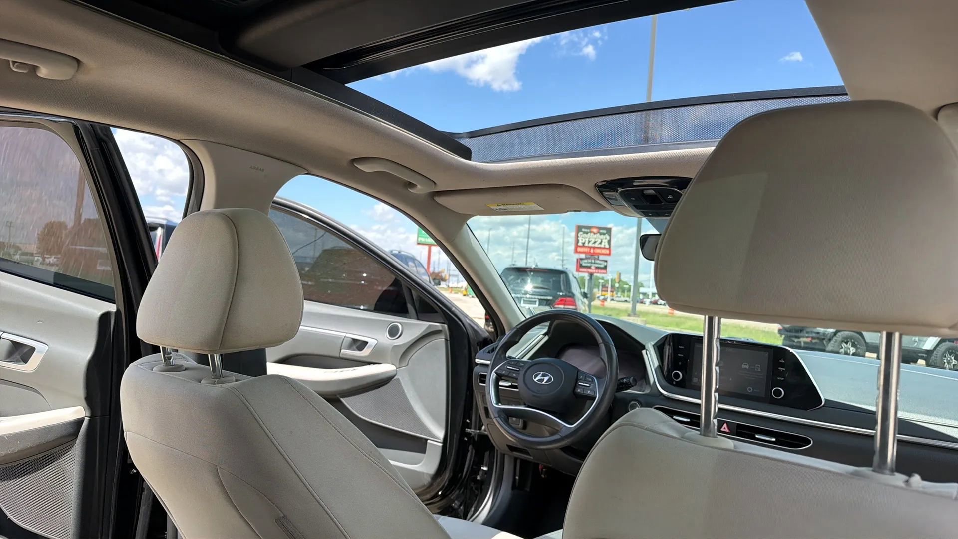 Used 2022 Hyundai Sonata SEL w/ Convenience Package FWD image 49