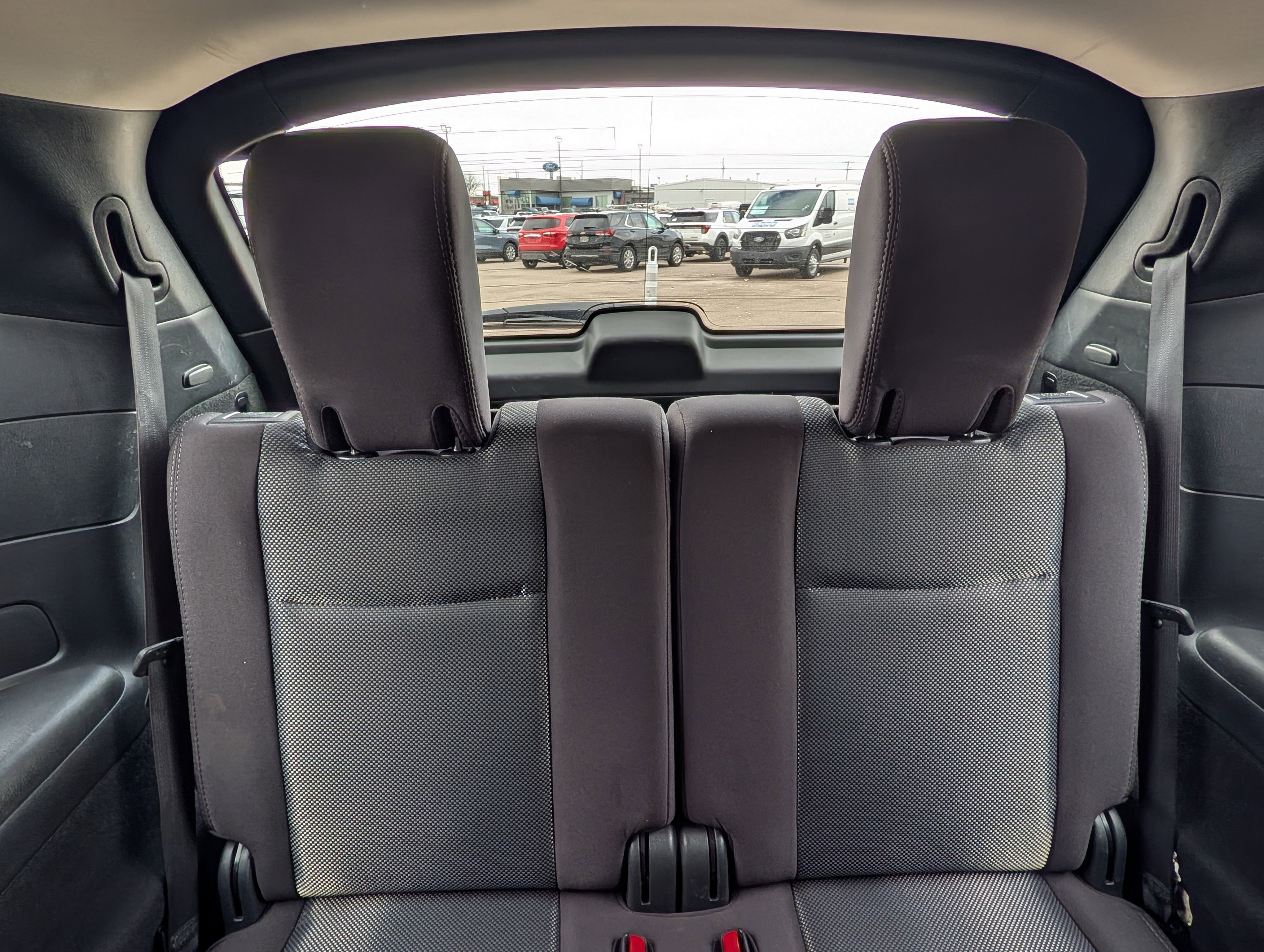 Used 2019 Nissan Pathfinder SV image 27