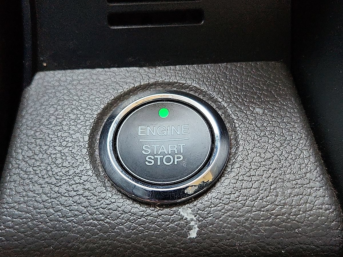 Used 2021 Ford Expedition XLT AWD/4WD image 9