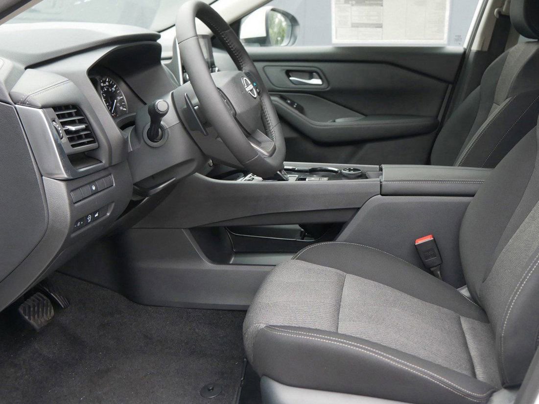 New 2026 Nissan Rogue SV w/ Cold Weather Package image 5