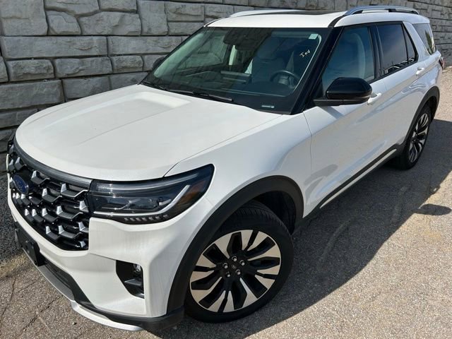 Used 2025 Ford Explorer Platinum w/ LUX Leather Package AWD/4WD image 1