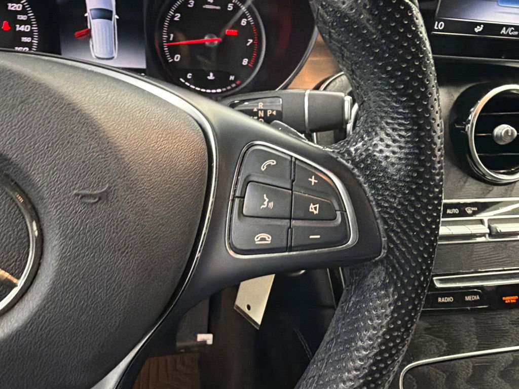 Used 2019 Mercedes-Benz GLC 300 w/ Premium Package image 27