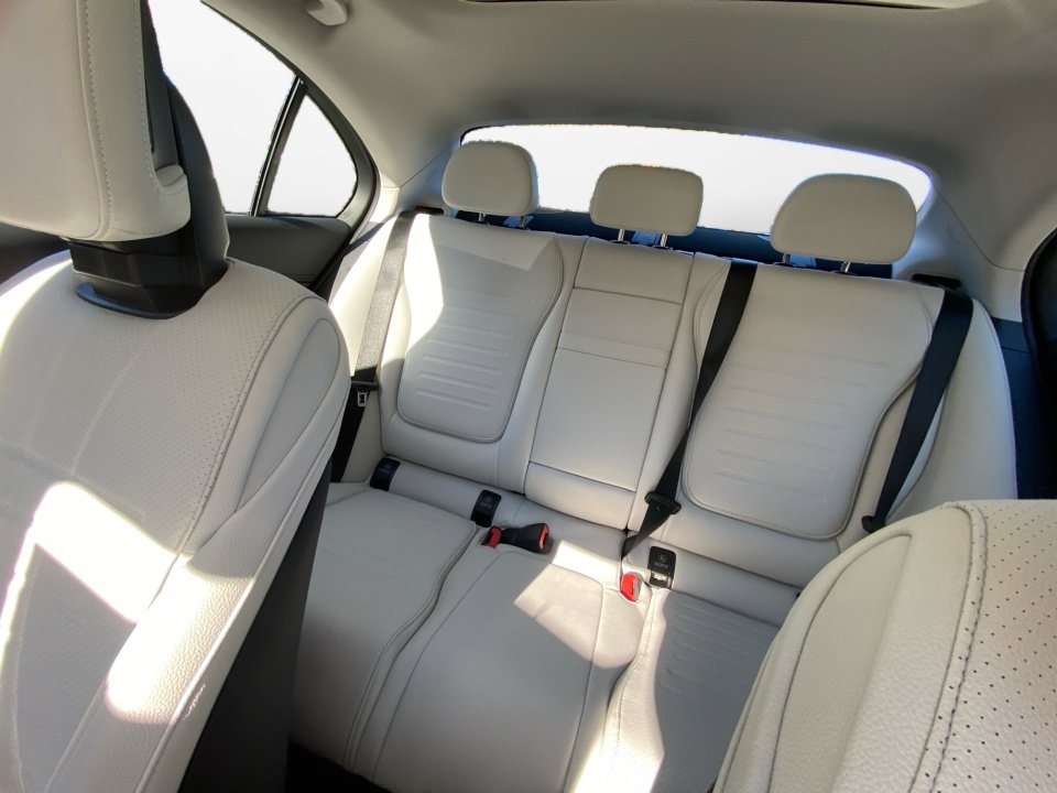 New 2026 Mercedes-Benz C 300 4MATIC Sedan image 12