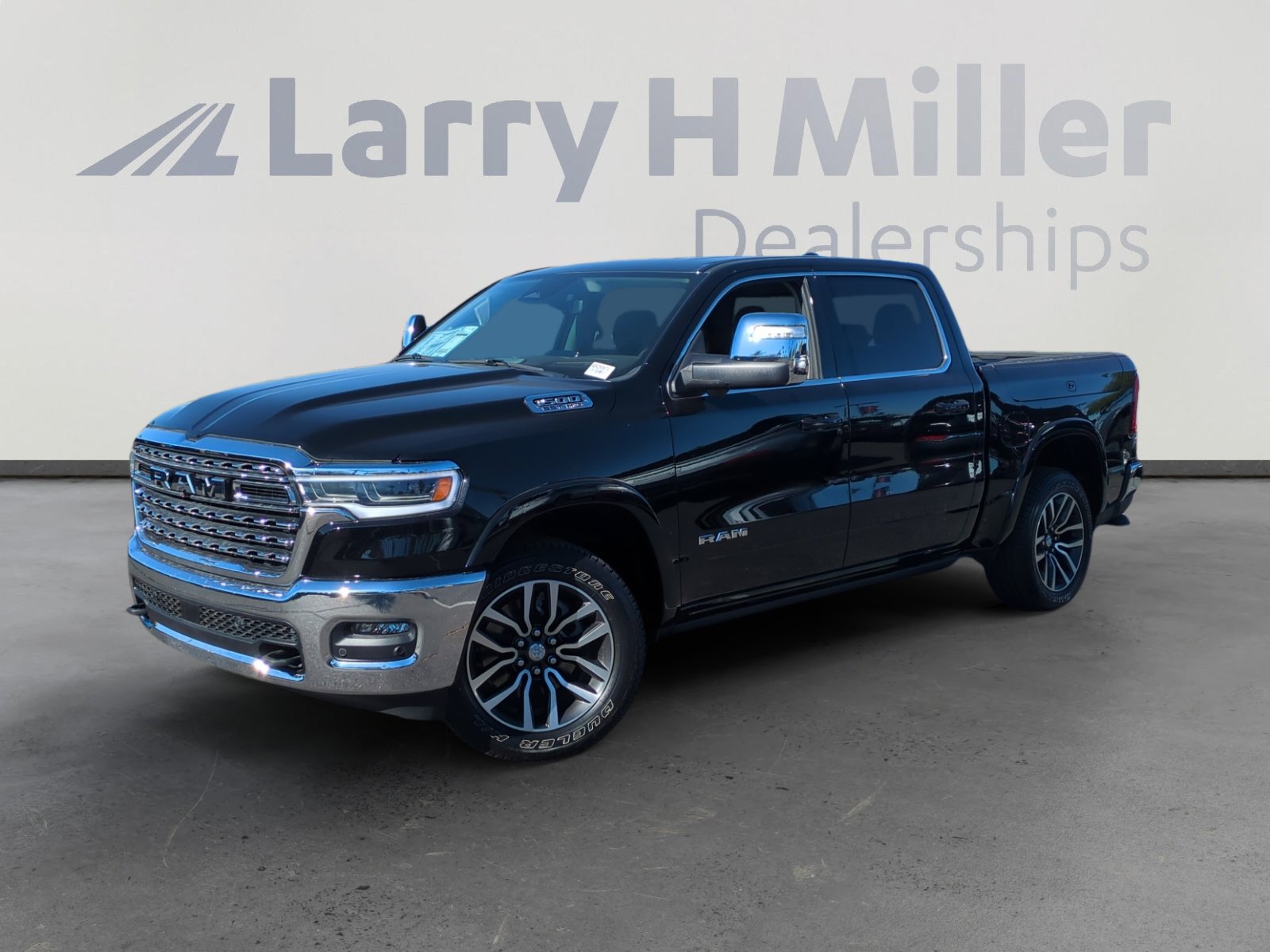 New 2025 RAM 1500 Limited video 1