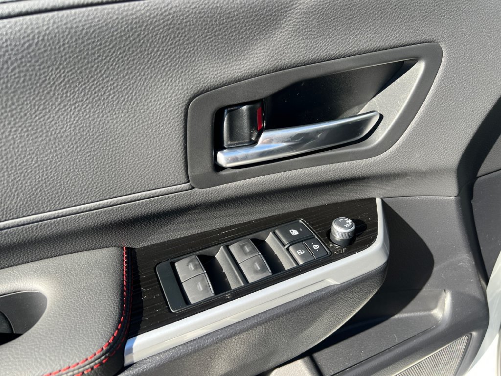 New 2026 Toyota Sienna XSE AWD/4WD image 12