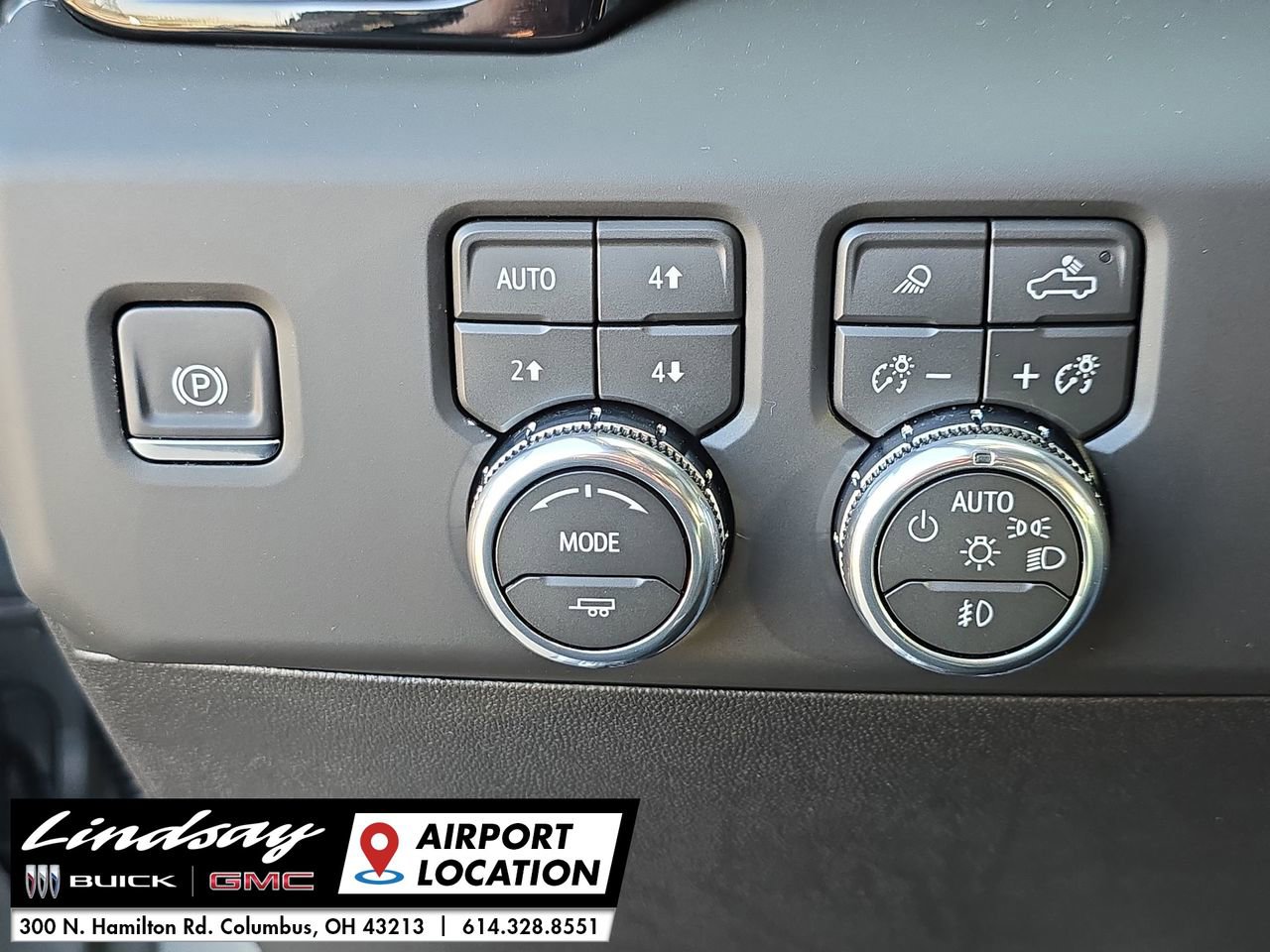 New 2026 GMC Sierra 2500 AT4X w/ LPO, Black Badging Package image 19