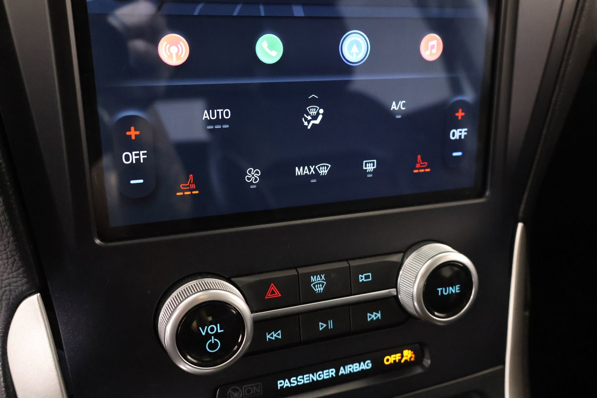 Used 2023 Ford Edge SEL w/ Convenience Package AWD/4WD image 8