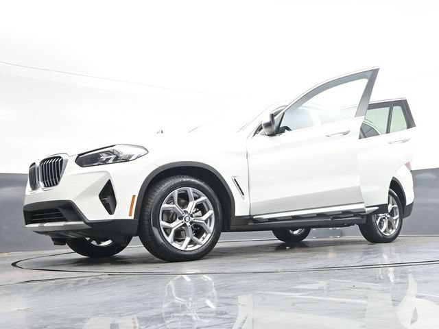 Used 2023 BMW X3 sDrive30i w/ Premium Package RWD image 42