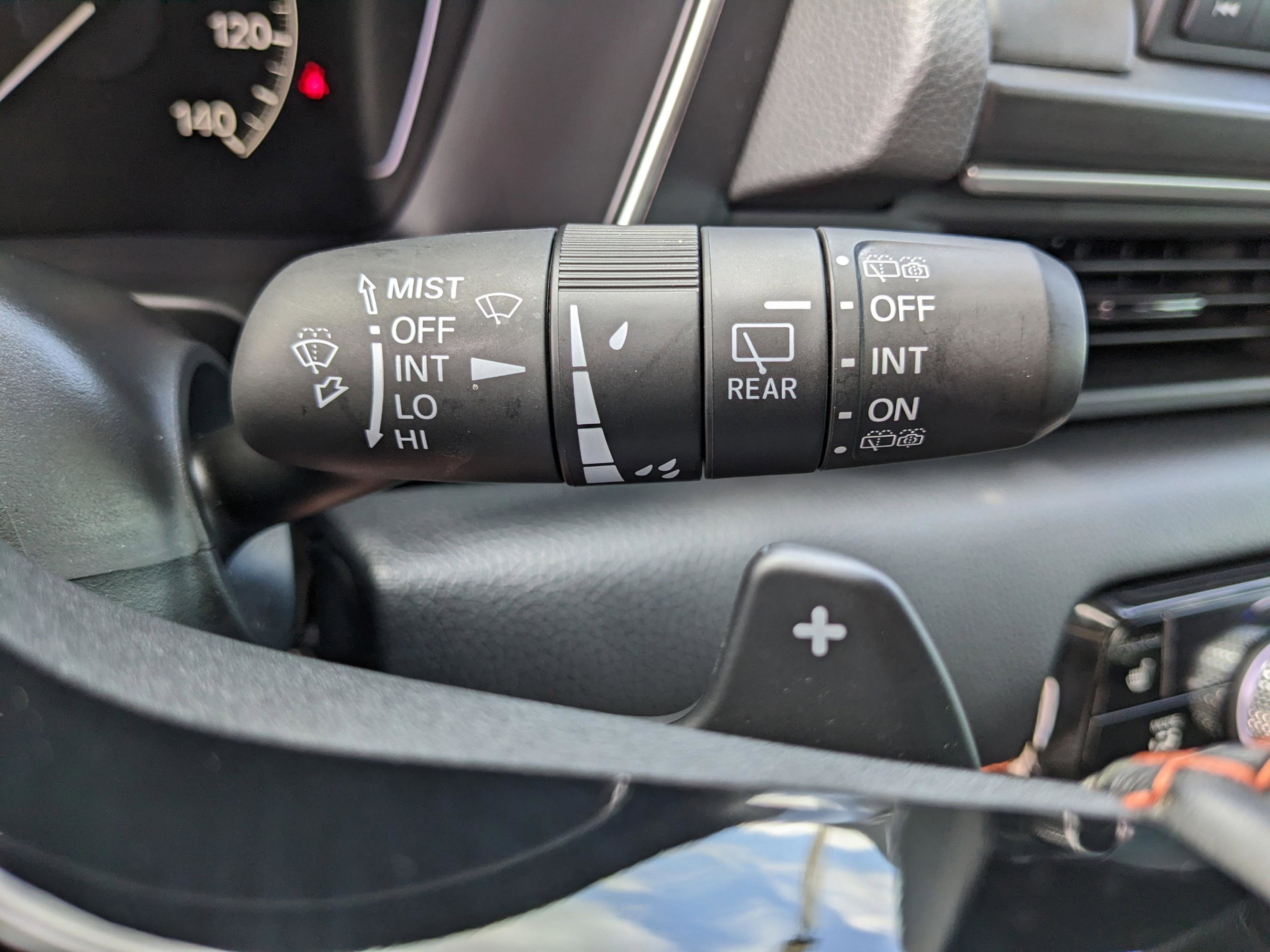 Used 2025 Honda Pilot Sport image 30