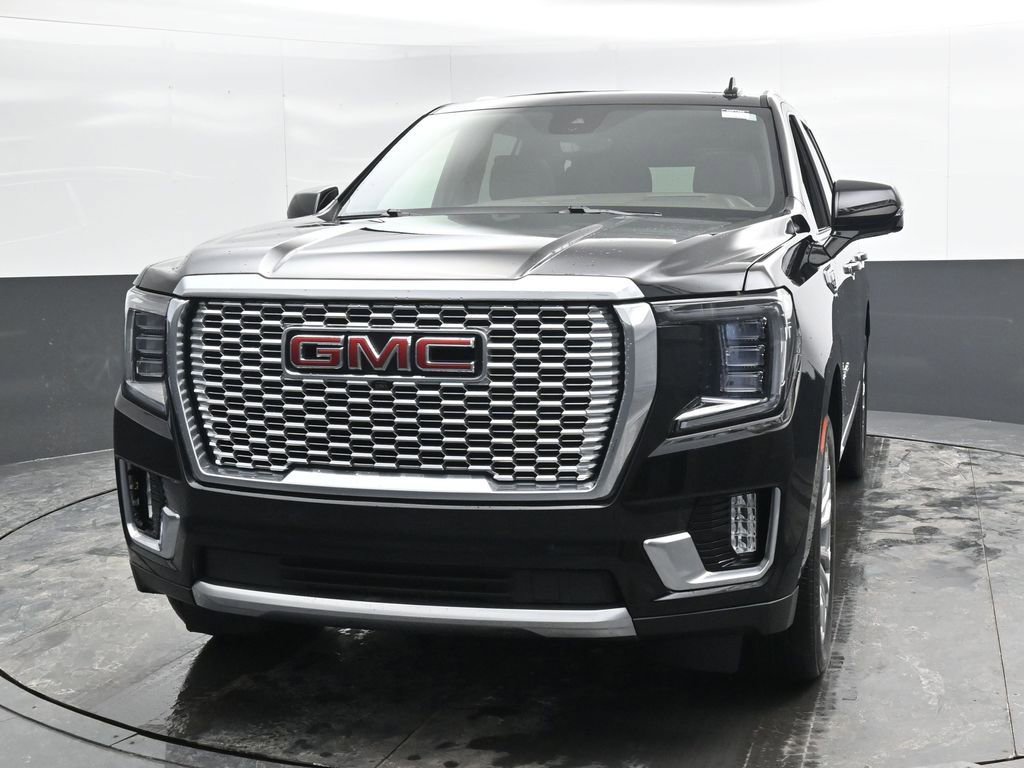 Used 2023 GMC Yukon Denali w/ Denali Reserve Package image 8