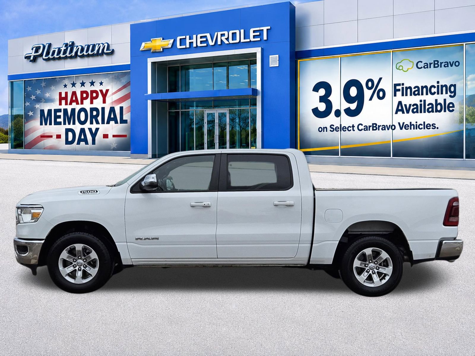 Used 2024 RAM 1500 Laramie RWD image 3