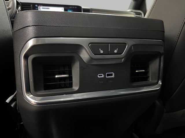 Used 2022 Chevrolet Silverado 1500 High Country w/ High Country Premium Package image 40