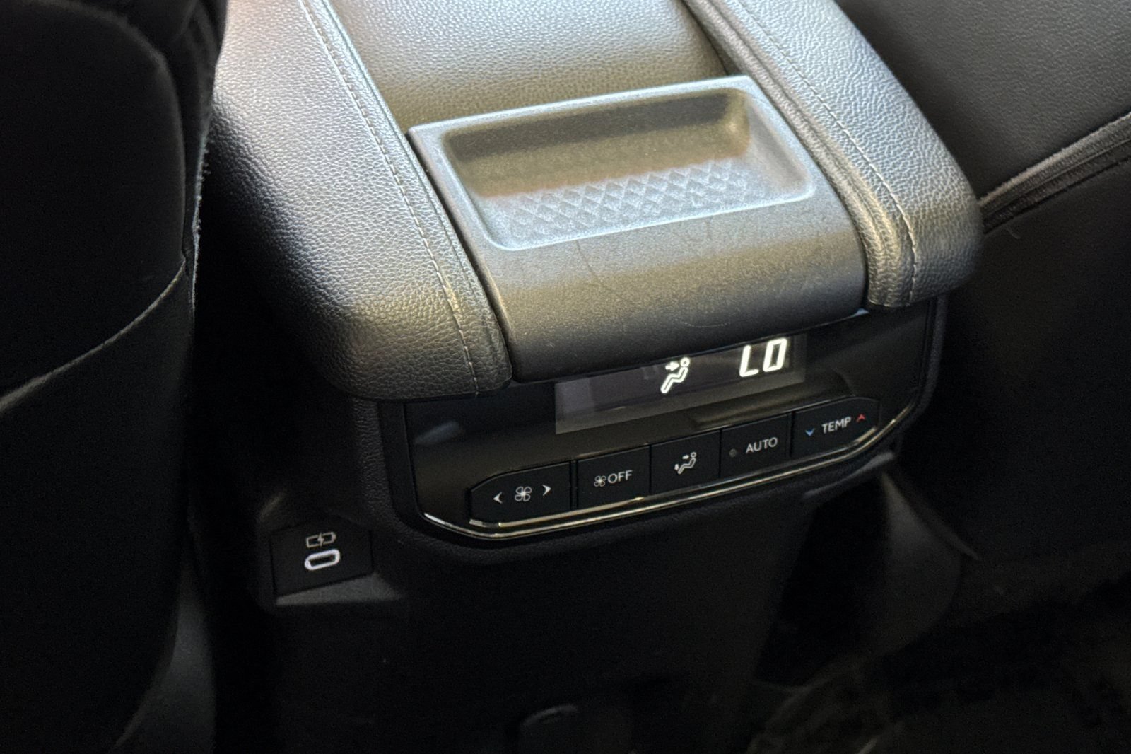 Certified 2025 Toyota Grand Highlander FWD image 17