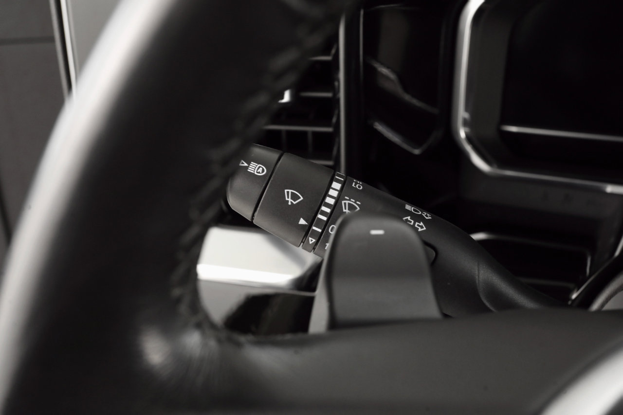 Used 2022 GMC Sierra 1500 Elevation image 17