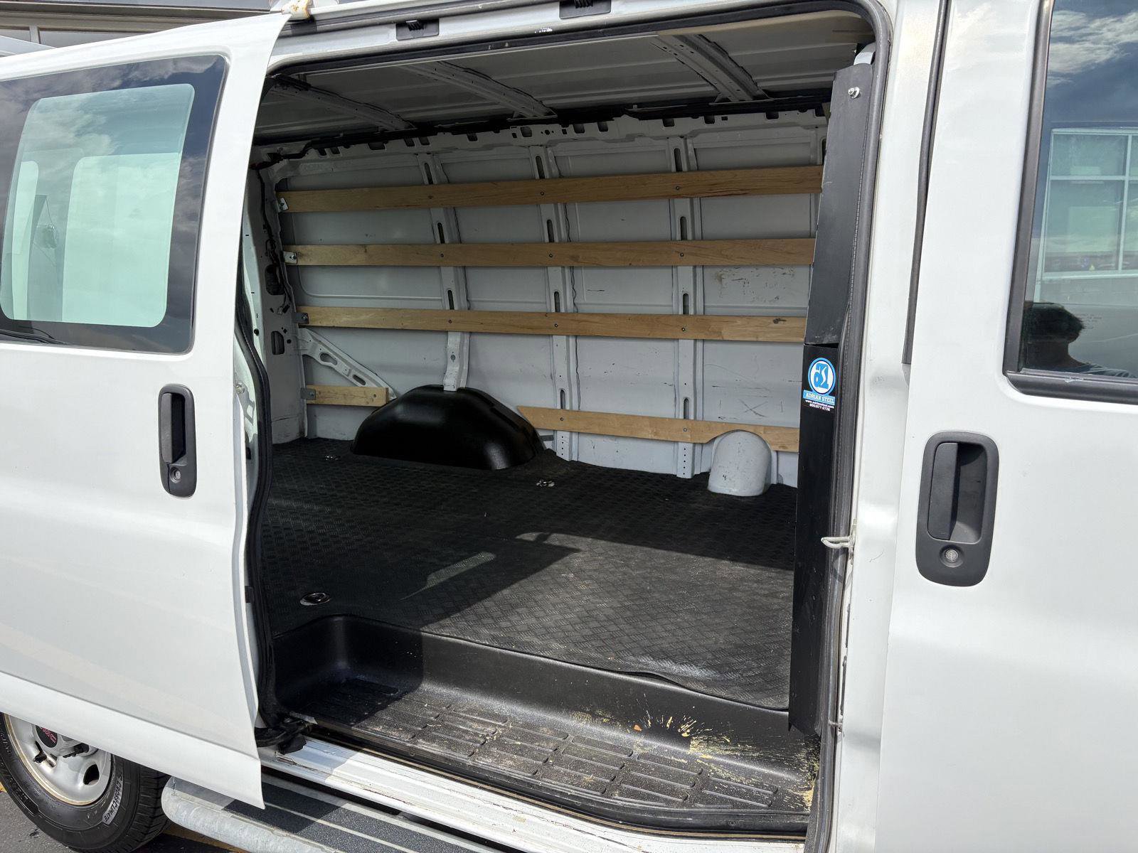 Used 2021 GMC Savana 2500 w/ Driver Convenience Package RWD image 14
