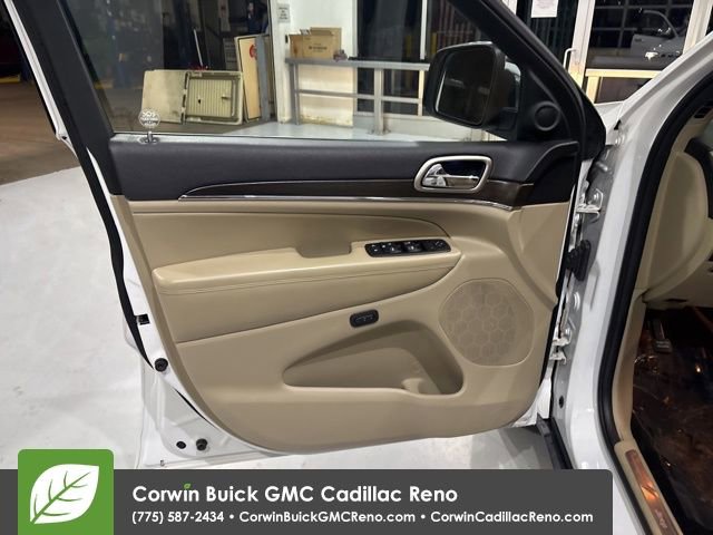 Used 2014 Jeep Grand Cherokee Limited w/ Luxury Group II image 12