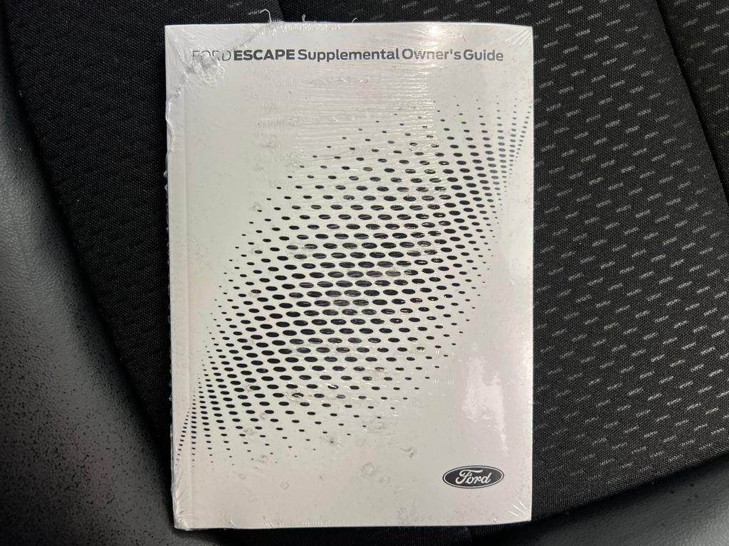 Used 2025 Ford Escape ST-Line image 27