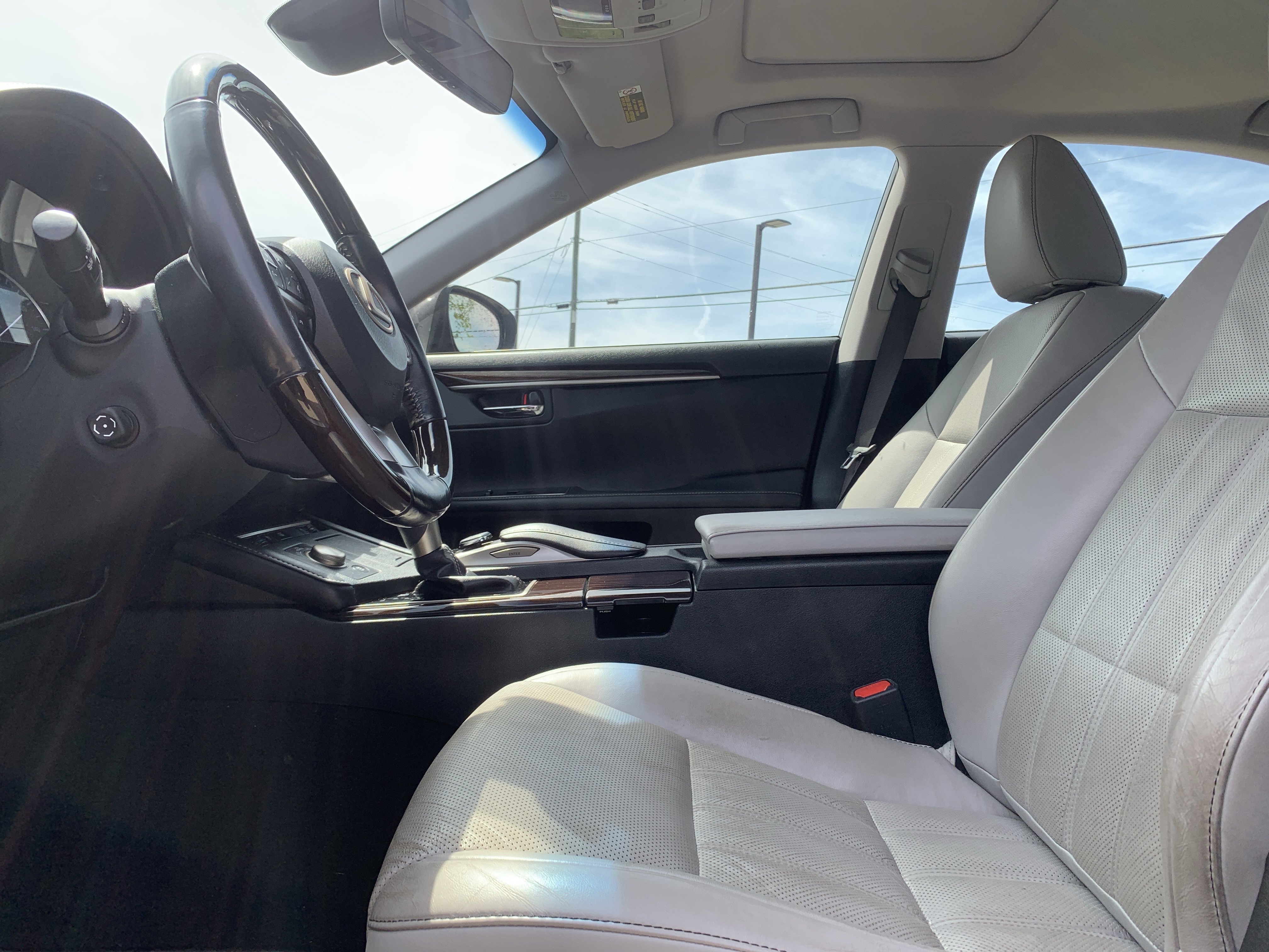 Used 2013 Lexus ES 350 w/ Luxury Pkg image 17