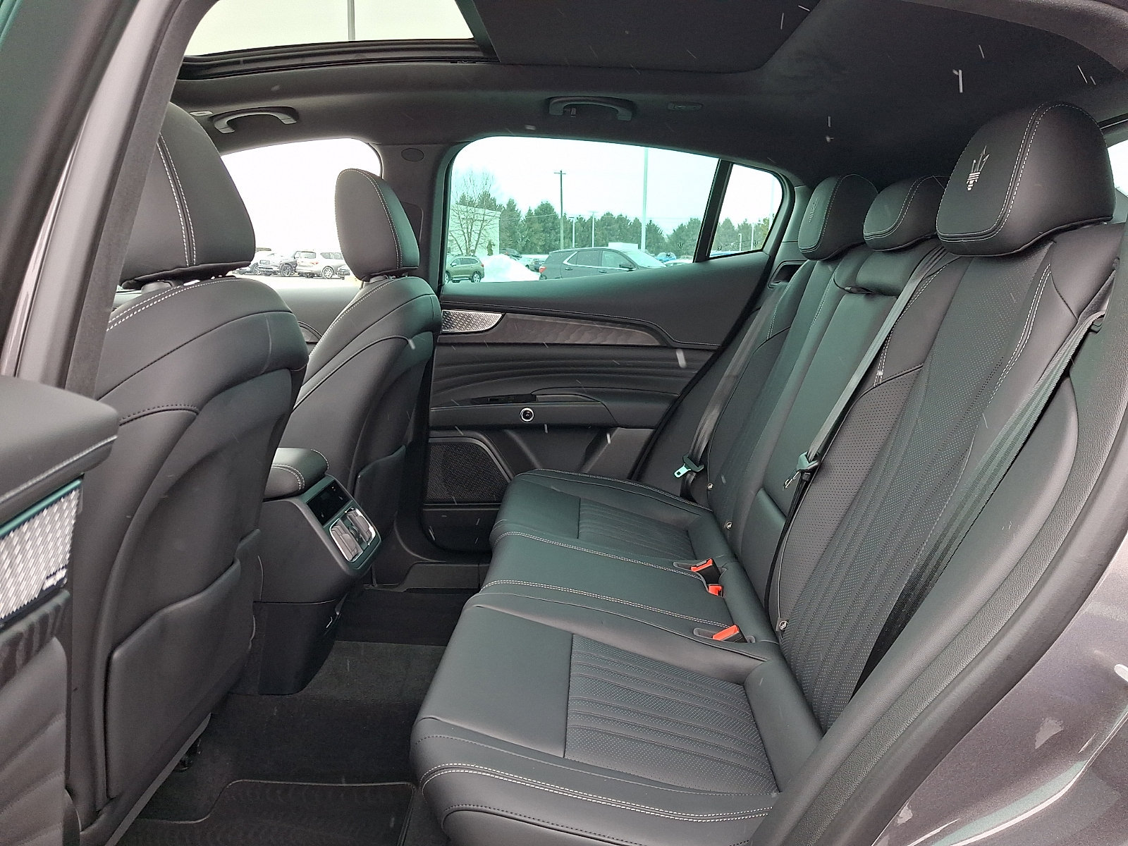 Certified 2025 Maserati Grecale GT AWD/4WD image 4