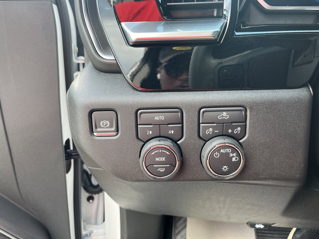 New 2026 Chevrolet Silverado 1500 LT image 13