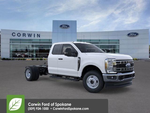 New 2025 Ford F350 XL w/ XL Chrome Package