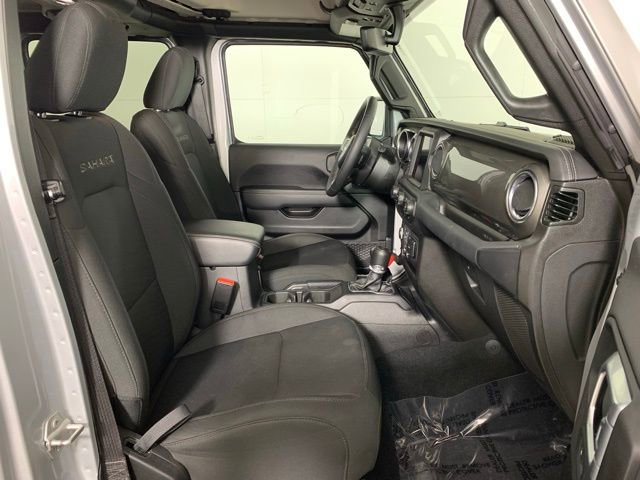 Used 2023 Jeep Wrangler Sahara image 24