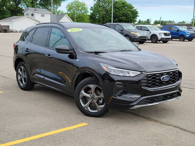 Used 2023 Ford Escape ST-Line w/ Tech Pack #1 AWD/4WD image 31
