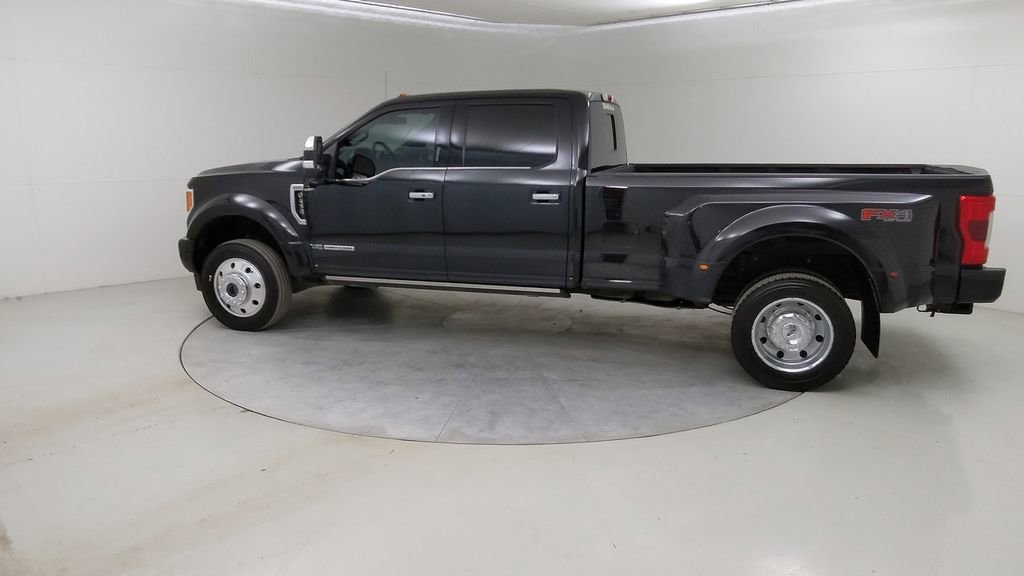 Certified 2019 Ford F450 Platinum w/ Platinum Ultimate Package image 19
