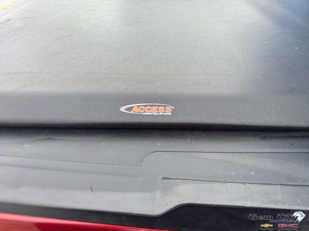 Used 2019 GMC Sierra 1500 SLT w/ Driver Alert Package I image 8