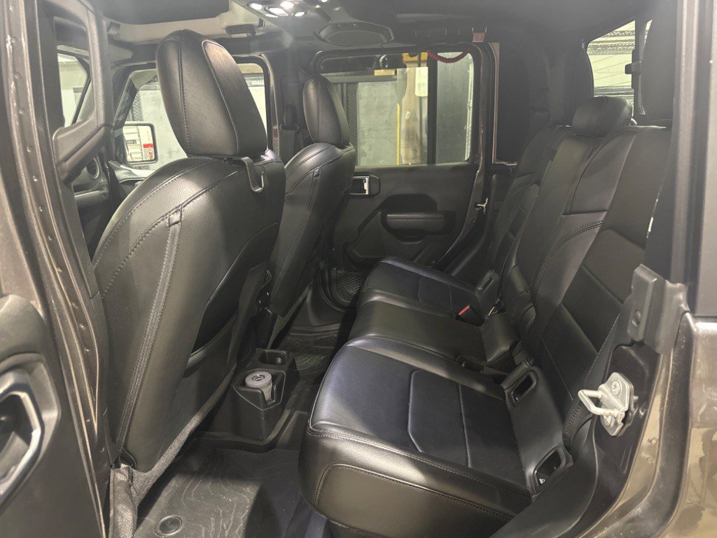 Used 2022 Jeep Gladiator Sport AWD/4WD image 41