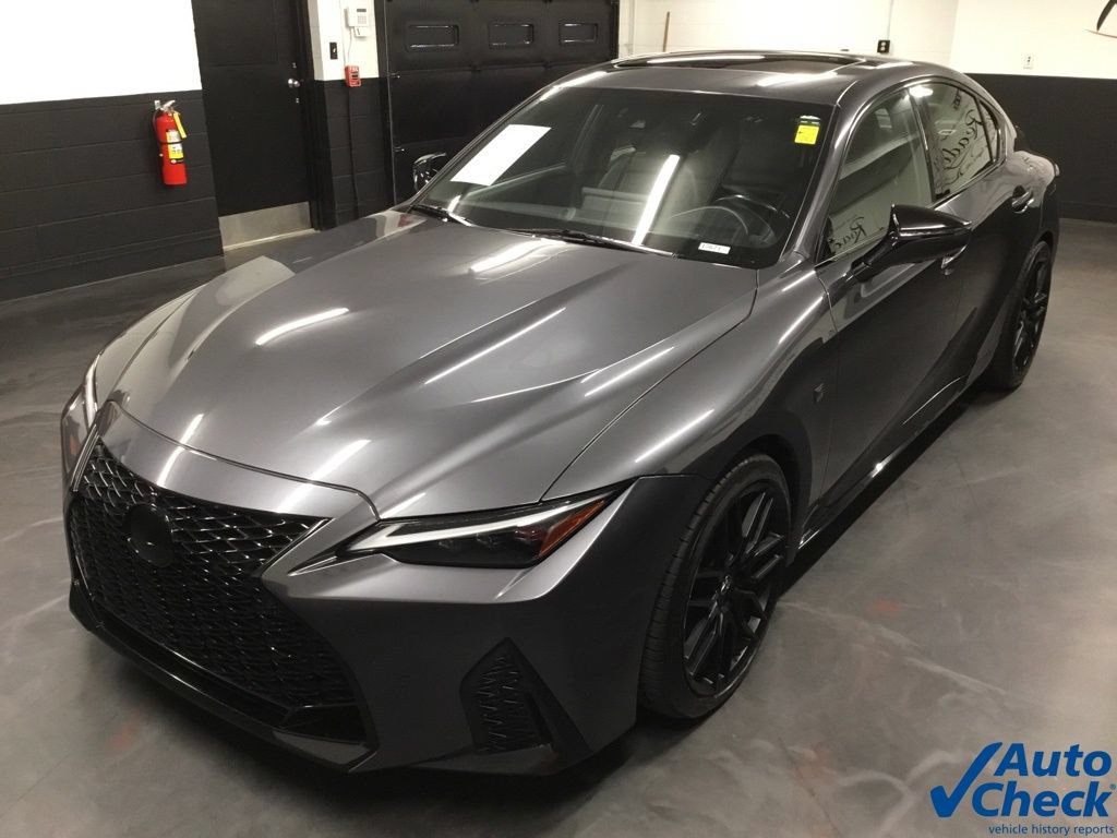 Used 2023 Lexus IS 500 RWD image 6
