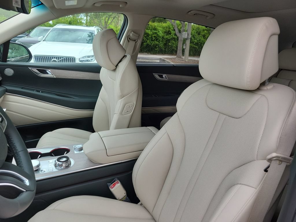 New 2026 Genesis GV80 2.5T Select AWD/4WD image 10
