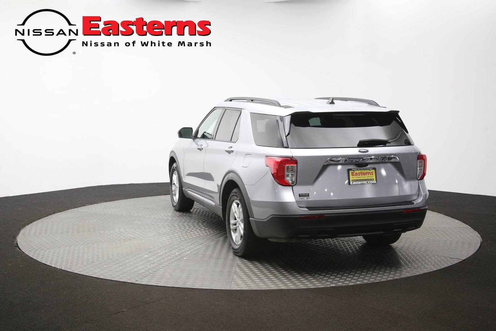 Used 2023 Ford Explorer XLT RWD image 60