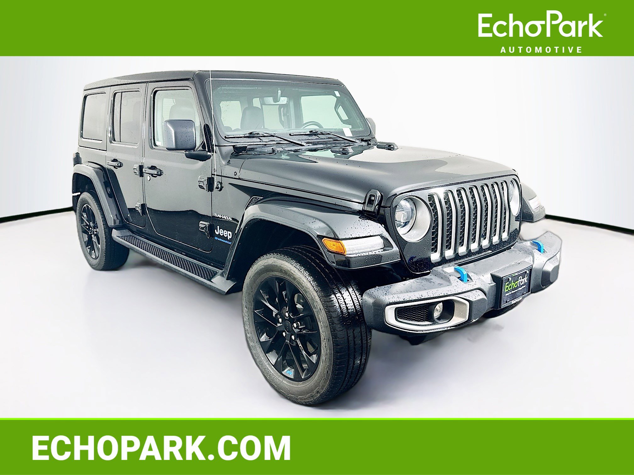 Used 2023 Jeep Wrangler Unlimited Sahara w/ Cold Weather Group AWD/4WD image 1