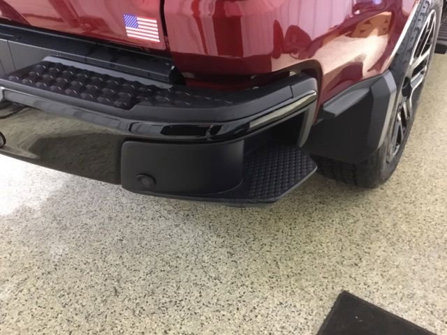 Used 2024 Chevrolet Colorado Z71 w/ Z71 Convenience Package 2 image 23