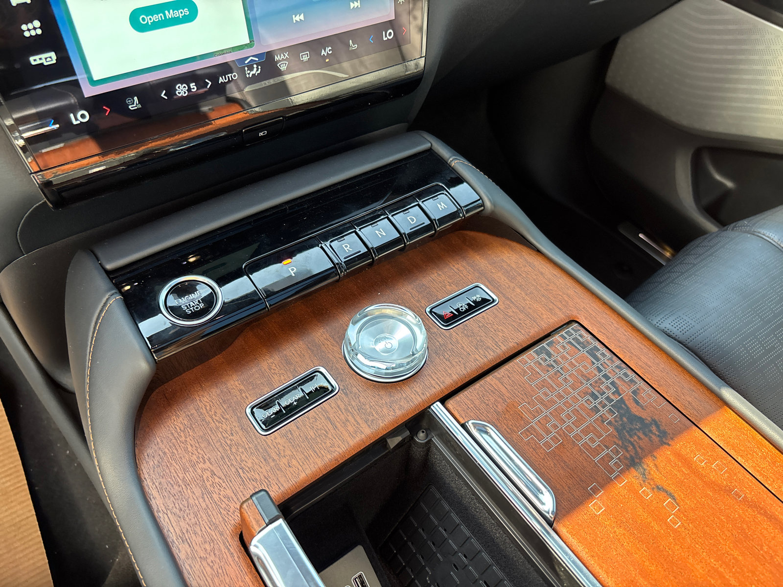 New 2025 Lincoln Navigator Black Label image 23