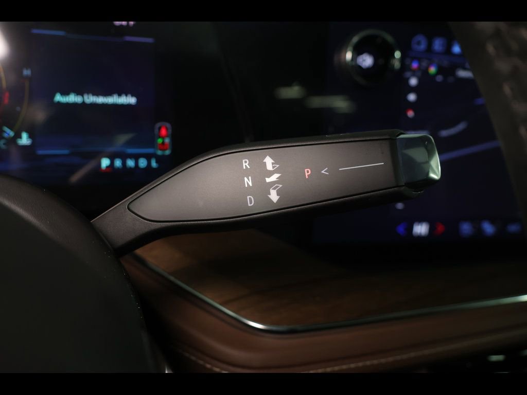 New 2026 Chevrolet Tahoe High Country w/ LPO, Illumination Package AWD/4WD image 25