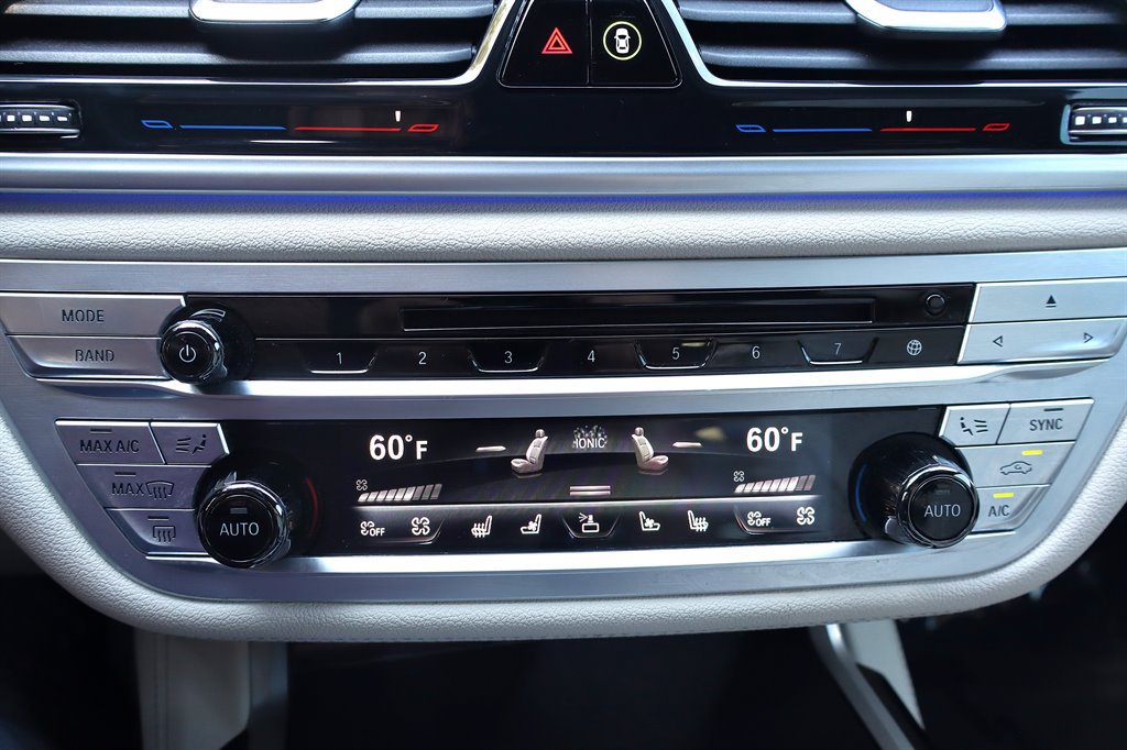 Used 2020 BMW ALPINA B7 xDrive w/ Luxury Rear Seating Package AWD/4WD image 56