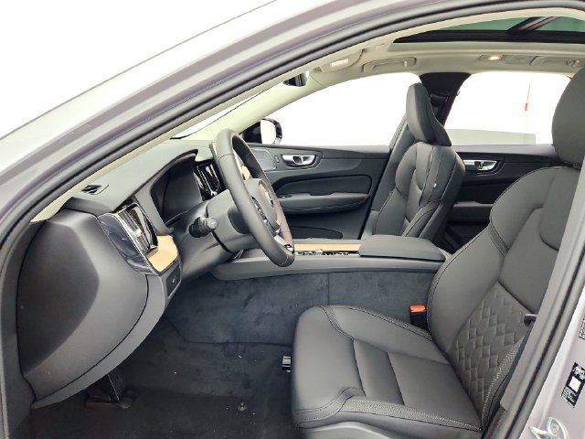 New 2026 Volvo XC60 B5 Plus w/ Climate Package AWD/4WD image 21
