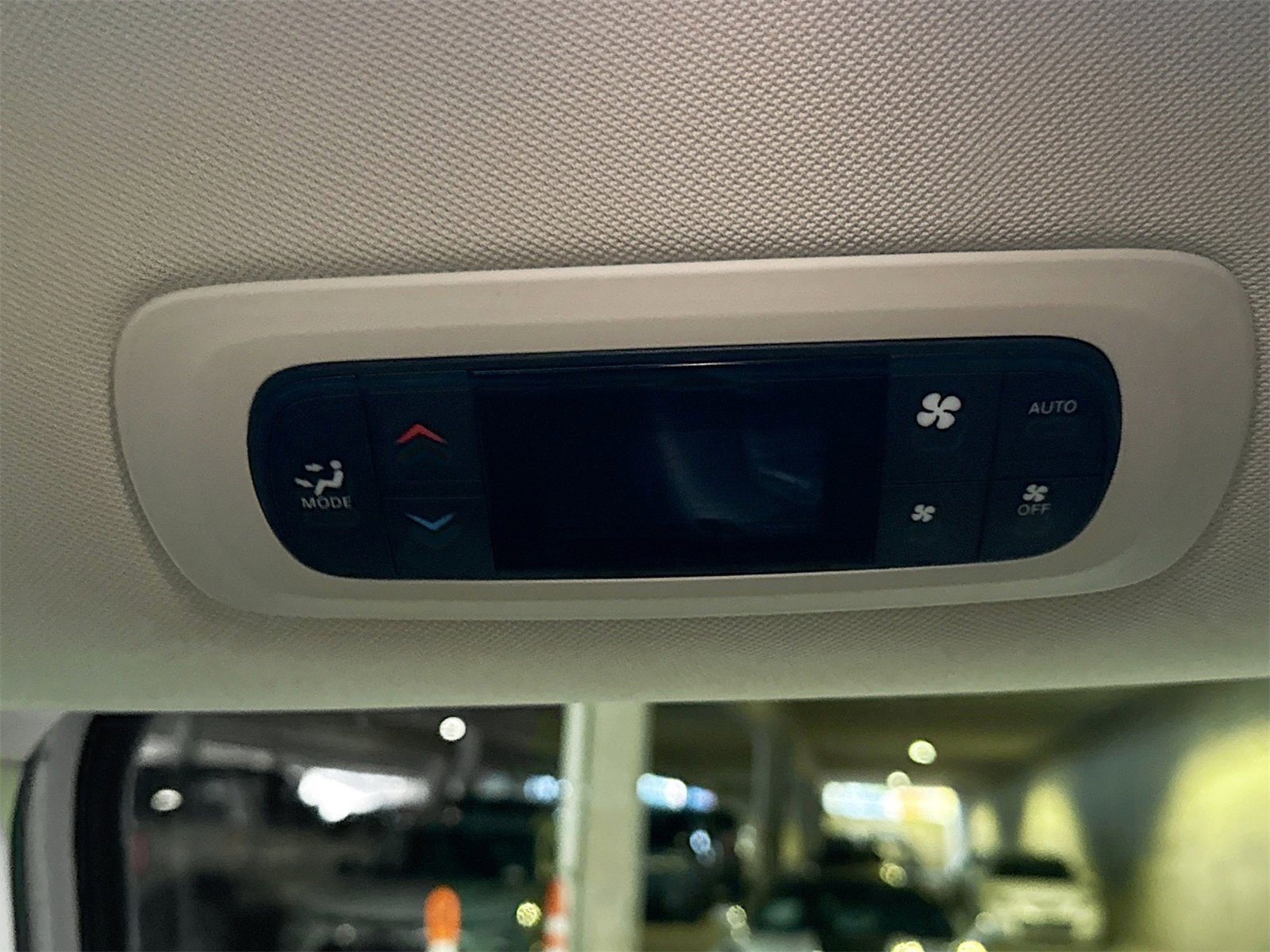 Used 2022 Chrysler Pacifica Touring-L image 23