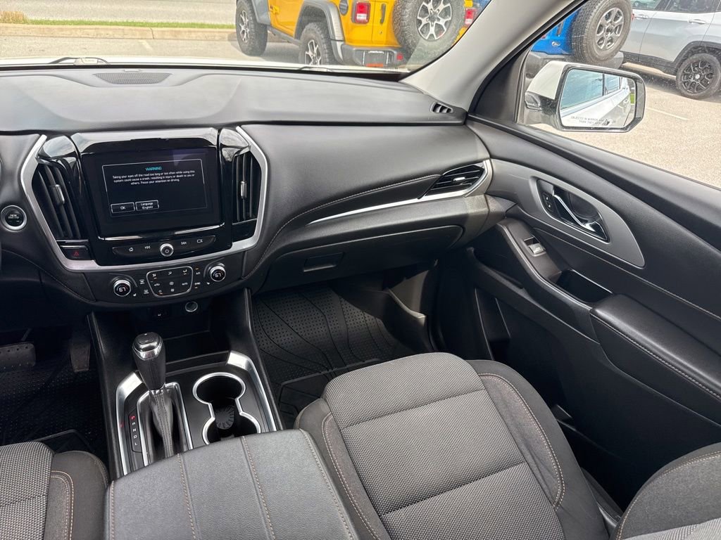 Used 2019 Chevrolet Traverse LT image 13