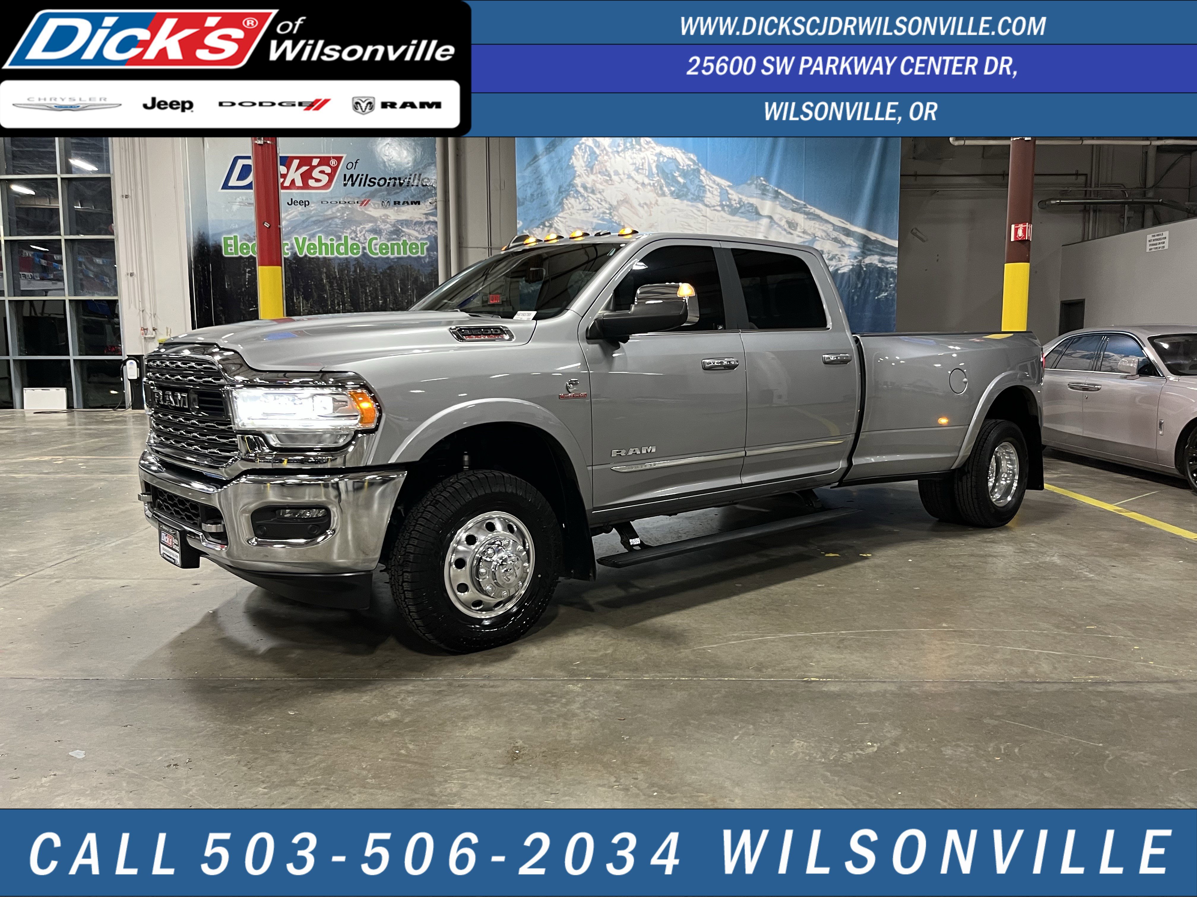 Used 2022 RAM 3500 Limited image 1