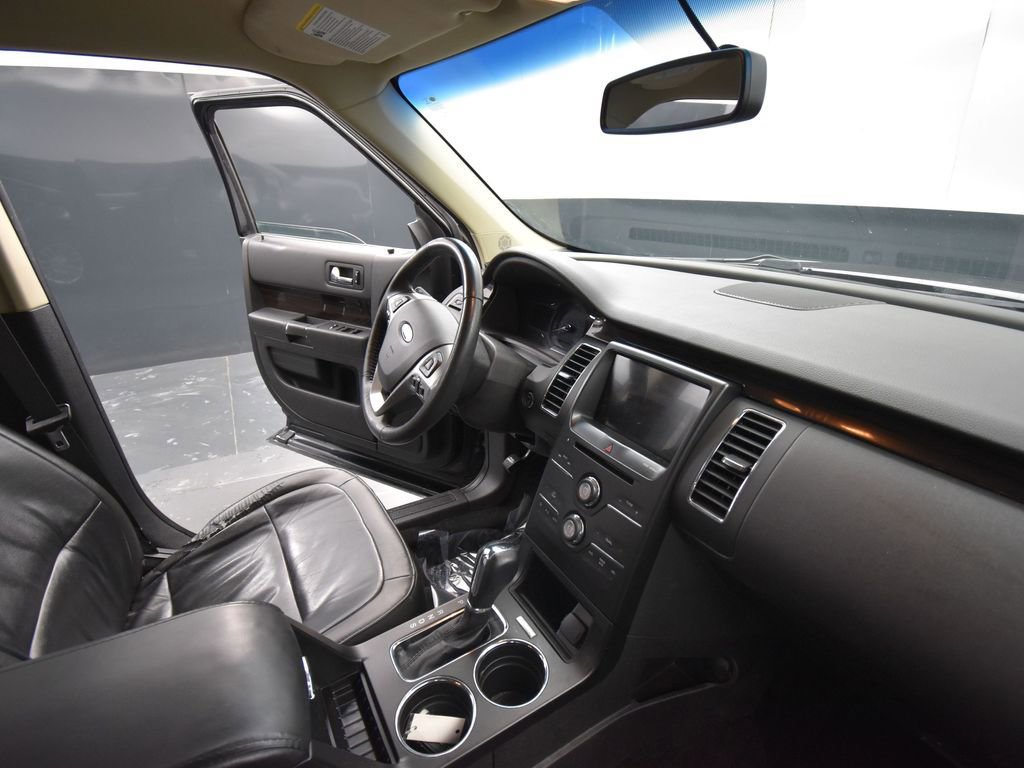 Used 2019 Ford Flex SEL w/ Equipment Group 202A image 17