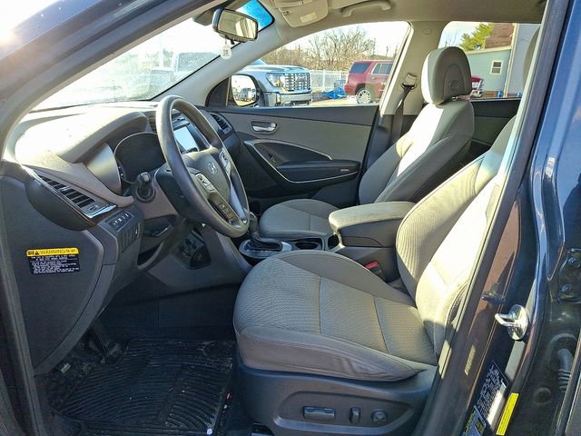 Used 2018 Hyundai Santa Fe SE image 16