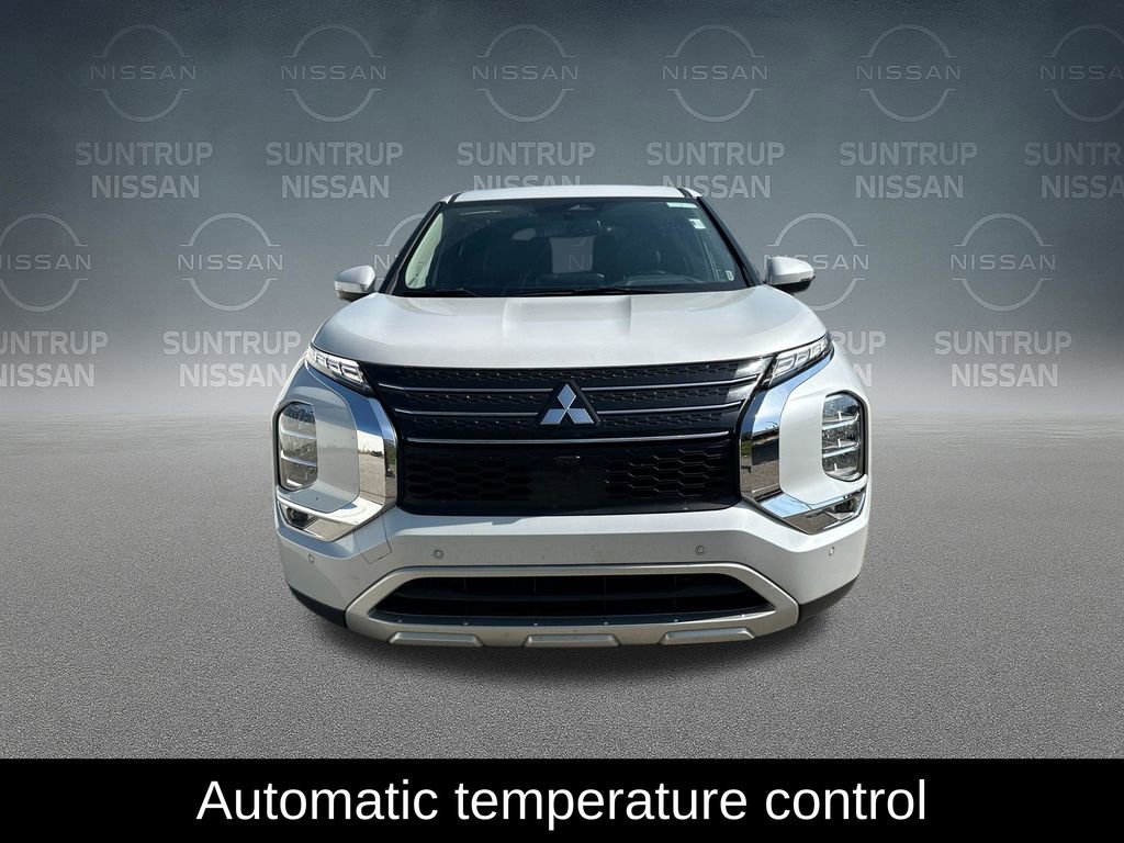 Used 2024 Mitsubishi Outlander SE FWD image 10
