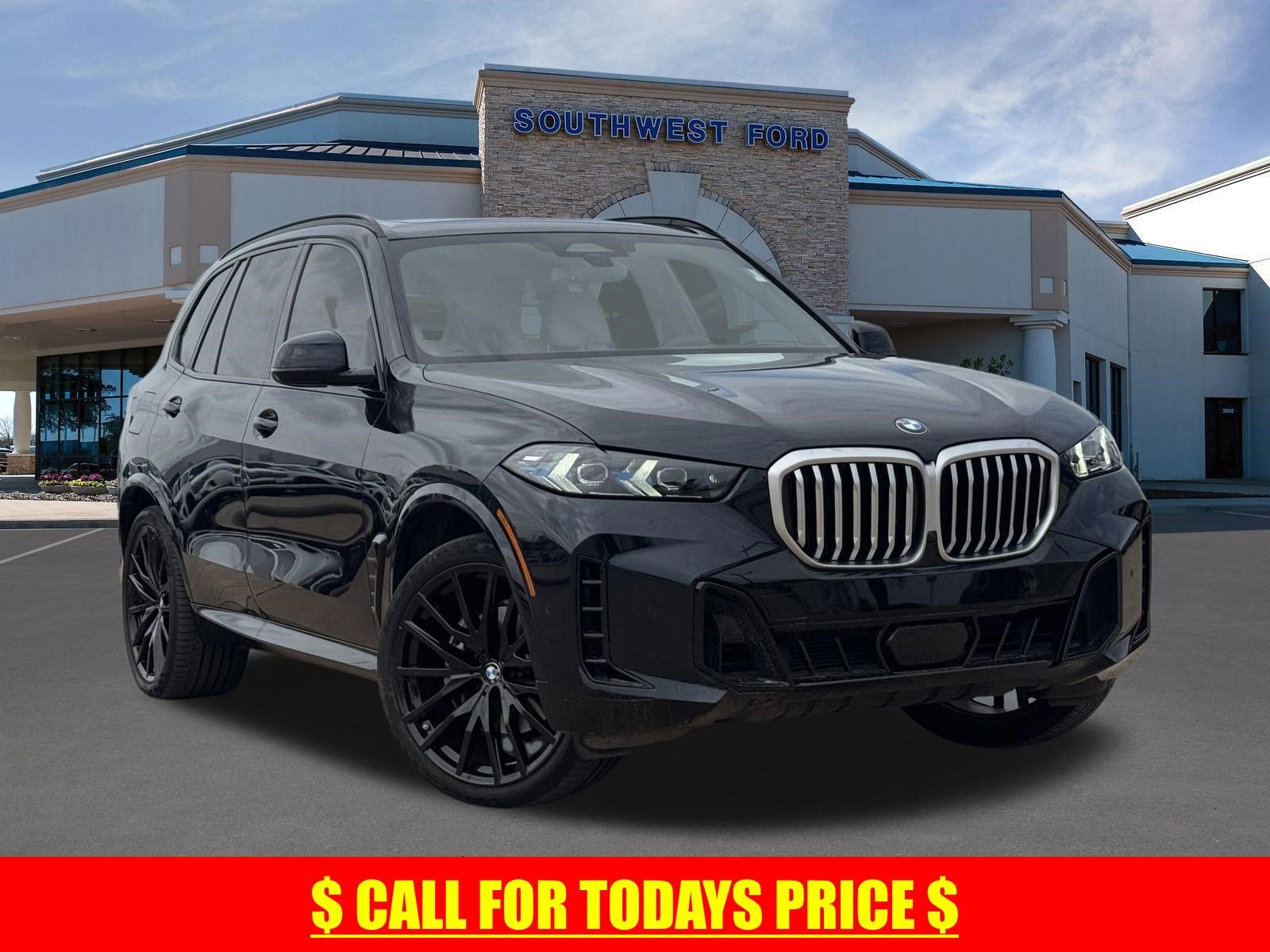 Used 2025 BMW X5 xDrive40i w/ M Sport Package AWD/4WD image 1
