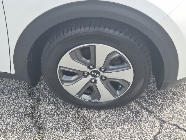 Used 2019 Kia Niro LX FWD image 27