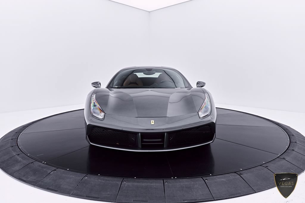 Used 2018 Ferrari 488 GTB RWD image 23
