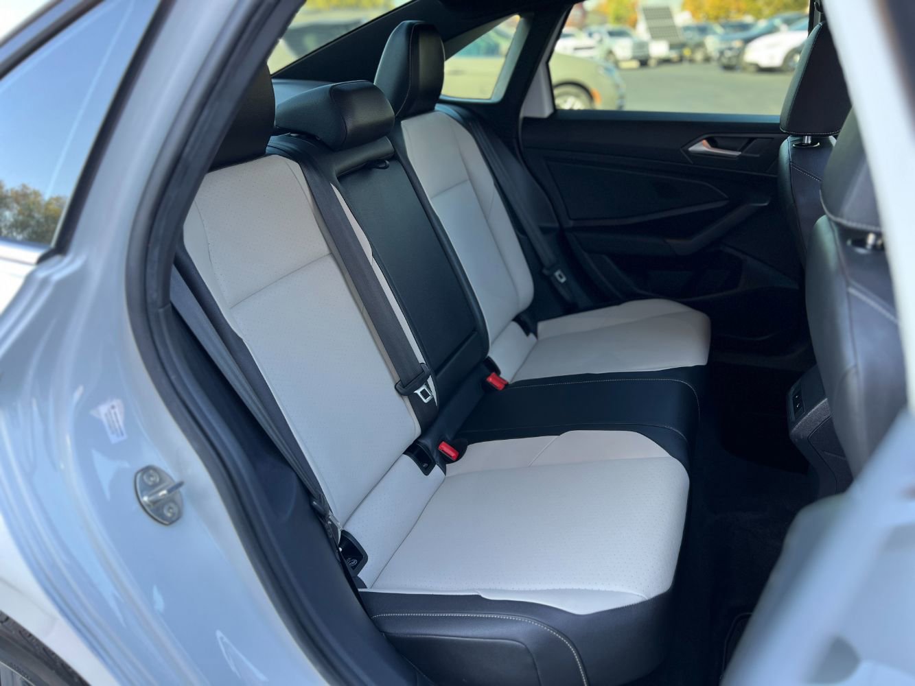 Used 2021 Volkswagen Jetta R-Line w/ R-Line Cold Weather Package image 27